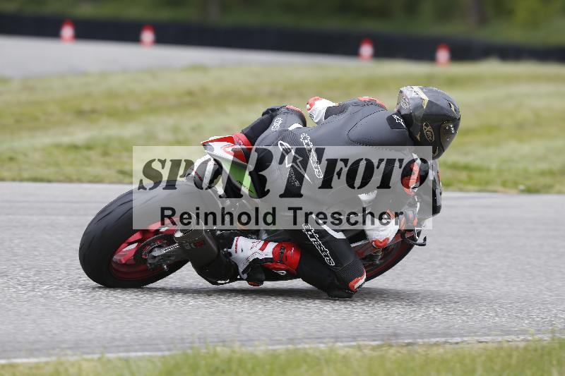 /Archiv-2024/13 22.04.2024 Plüss Moto Sport ADR/Einsteiger/49